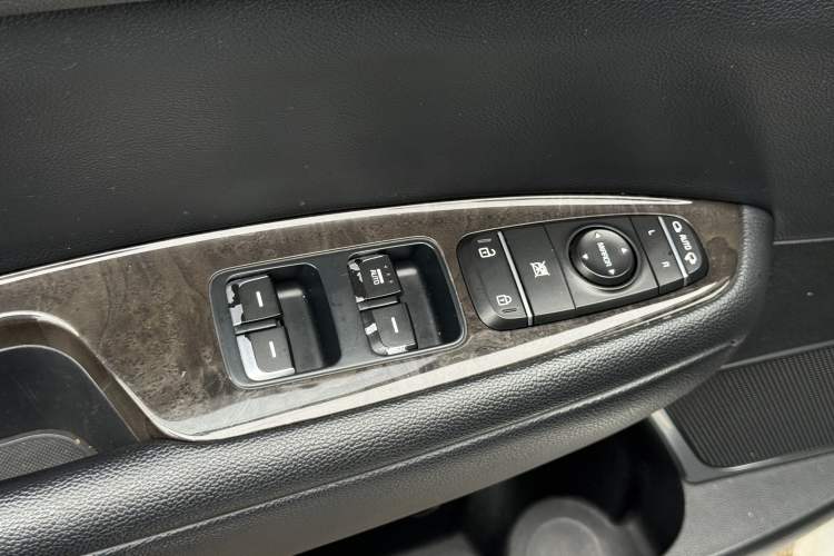 Used Kia K5 2016 1.6T Automatic LUX
