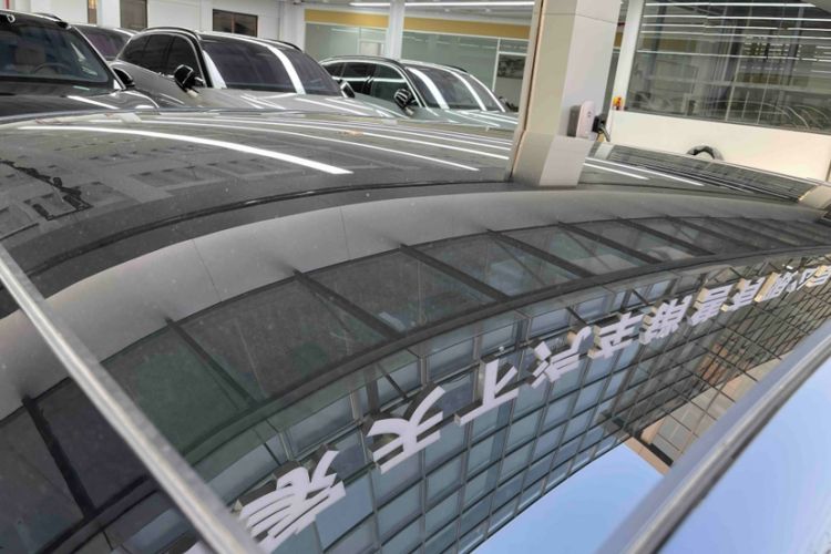 Used firefly firefly 2025 Illuminated Edition