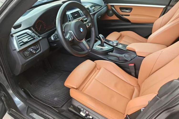 Used BMW 3 Series GT 2018 330i xDrive M Sport Edition
