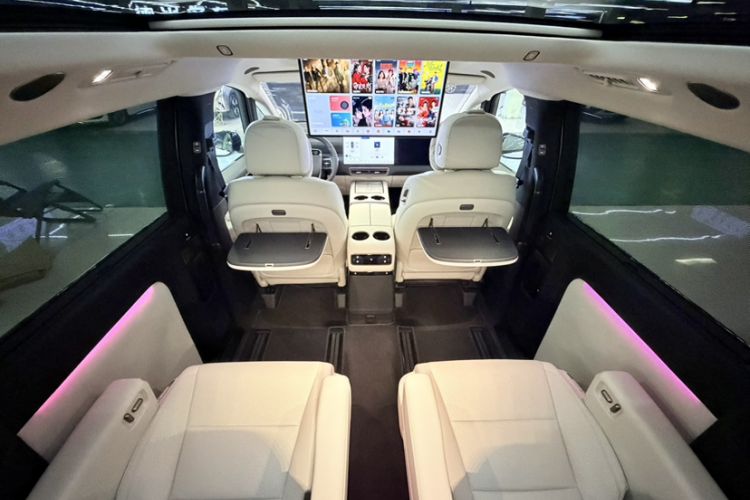 Used Li Auto MEGA 2025 Home Family Special Edition