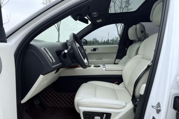 Used Li Auto L7 2023 Air model
