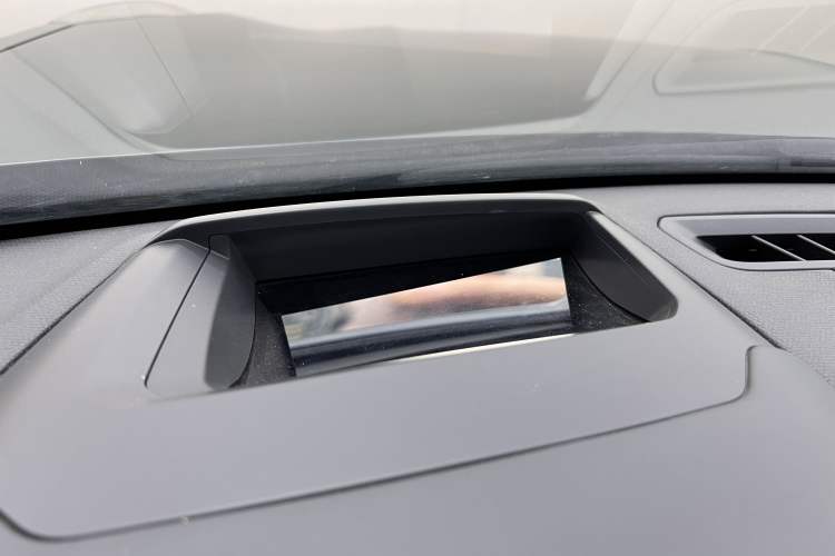 Used Lynk & Co 05 2020 2.0TD Four-Wheel Drive HypeHalo Exterior 11