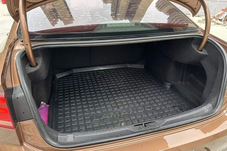 Used Volkswagen Lamando 2018 230TSI DSG Fashion Edition Interior 6