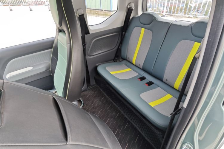 Used Wuling Hongguang MINIEV 2022 GAMEBOY 300km Enthusiast Model with Lithium Iron Phosphate Interior 3