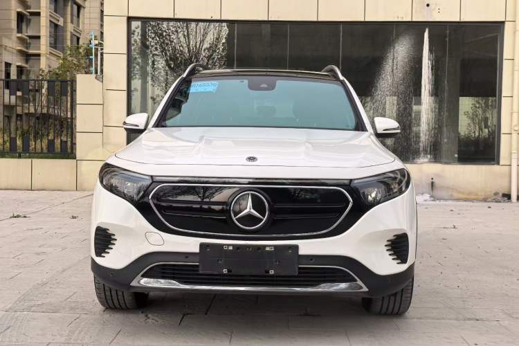 Used Mercedes-Benz EQB 2022 EQB 260 Exterior 4
