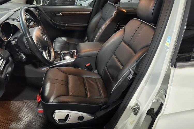 Used Mercedes-Benz R-Class 2011 R 350 L 4MATIC