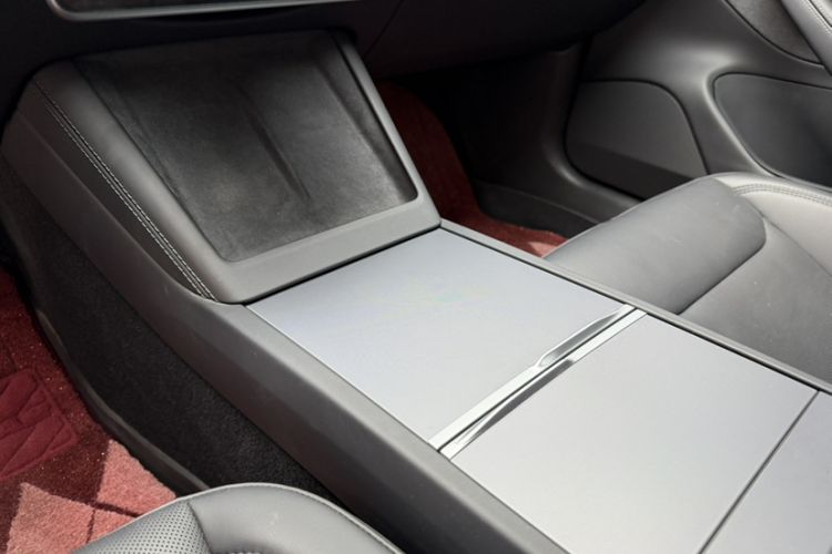 Used Tesla Model 3 2023 Rear-Wheel-Drive Version