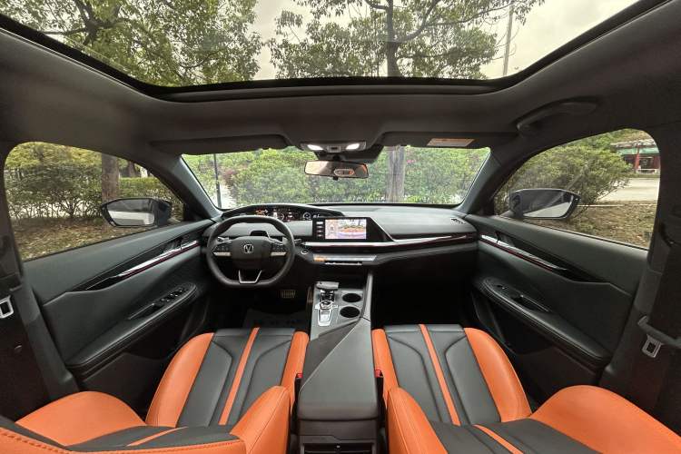 Used CHANGAN UNI-V 2024 1.5T Prestige Sport Edition
