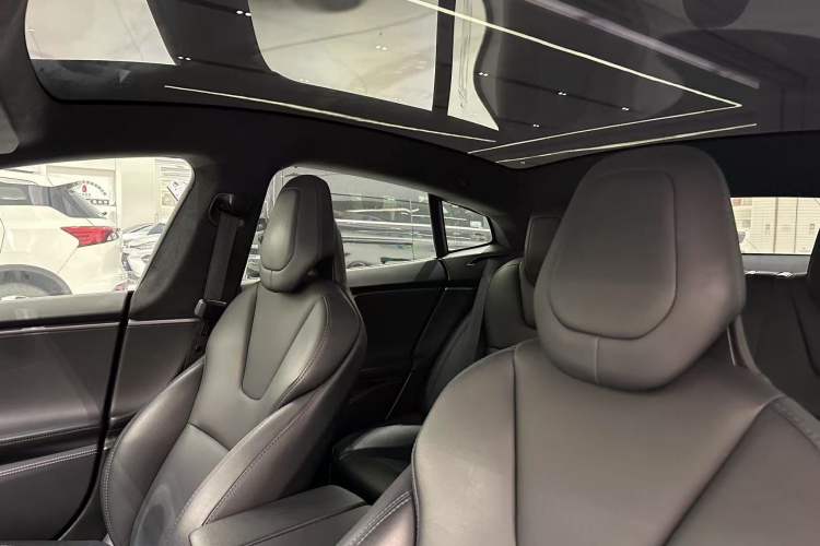 Used Tesla Model S 2017 S 75D Standard Range Edition Interior 7