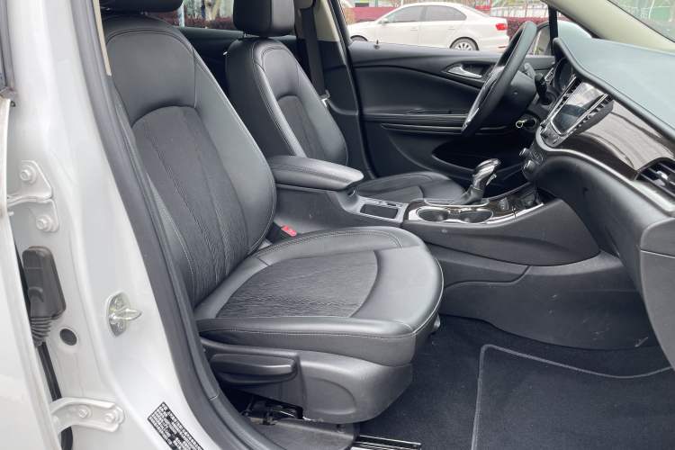 Used Buick Verano 2019 Sedan 20T Dual-Clutch Leading Model
