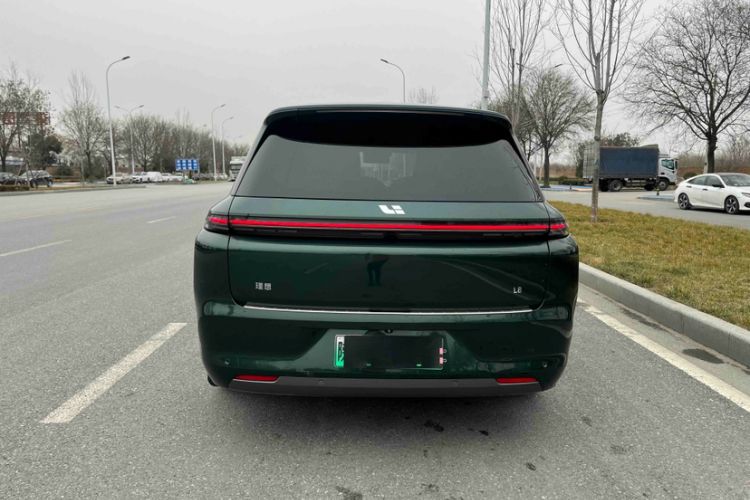 Used Li Auto L8 2023 Pro Model Exterior 6