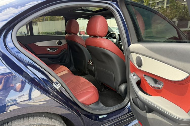 Used Mercedes-Benz C-Class 2017 Restyled C 200 Sport Edition Interior 10