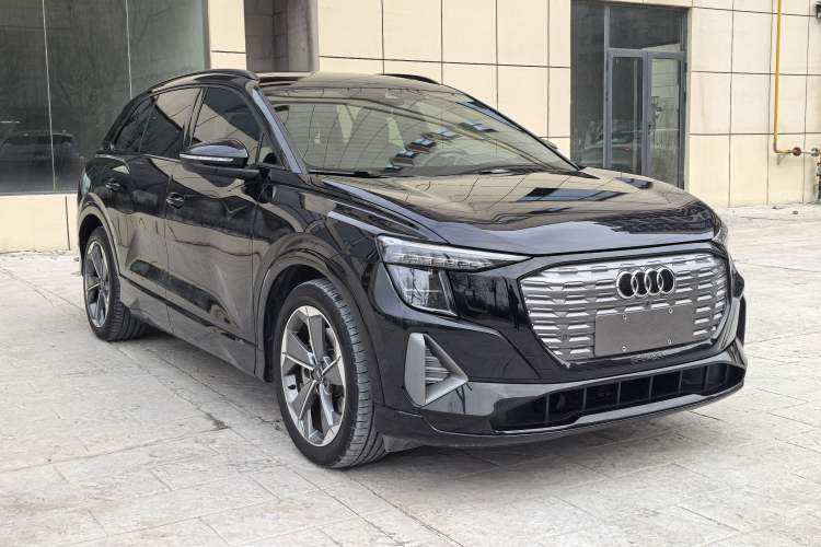 Used Audi Q5 e-tron 2022 40 e-tron Starry Edition Mechanical Suit Sun-Chasing Version
