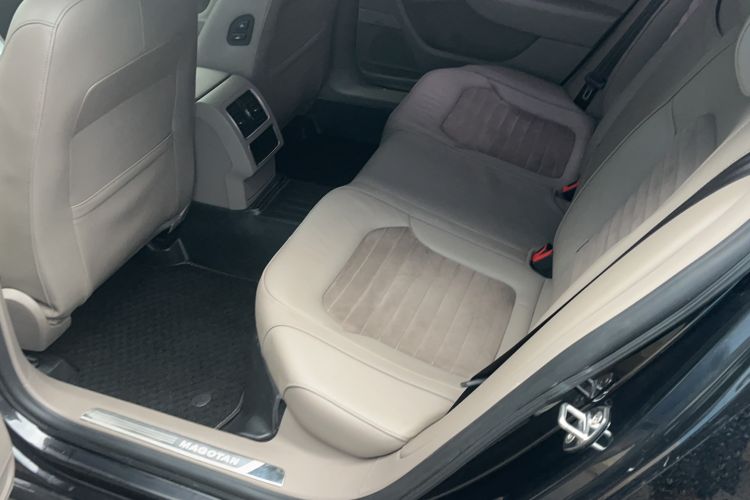 Used Volkswagen Magotan 2015 Facelift 1.8TSI Luxury Model
