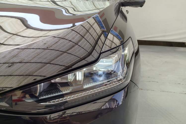 Used Wey VV6 2020 2.0T Two-Wheel Drive Smart Protection+ Exterior 2