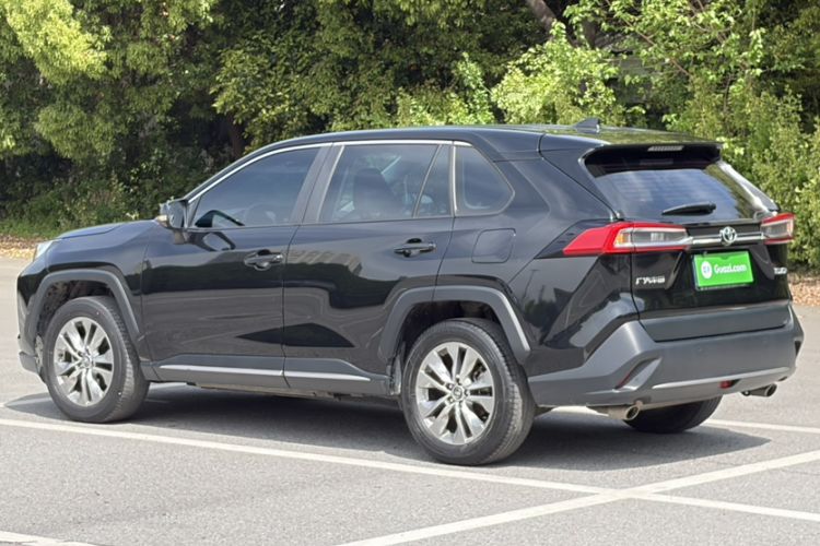 Used Toyota Wildlander 2023 2.0L CVT Two-Wheel Drive Urban Edition
