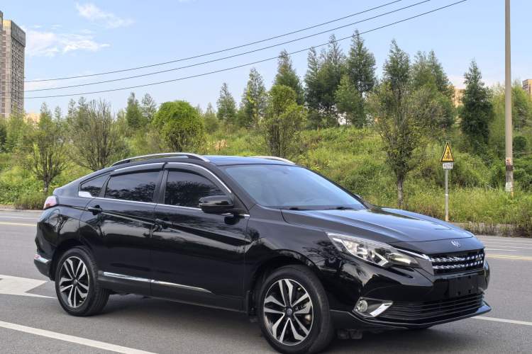 Used Venucia T90 2018 2.0L CVT Smart Connect Luxury Edition China V Standard
