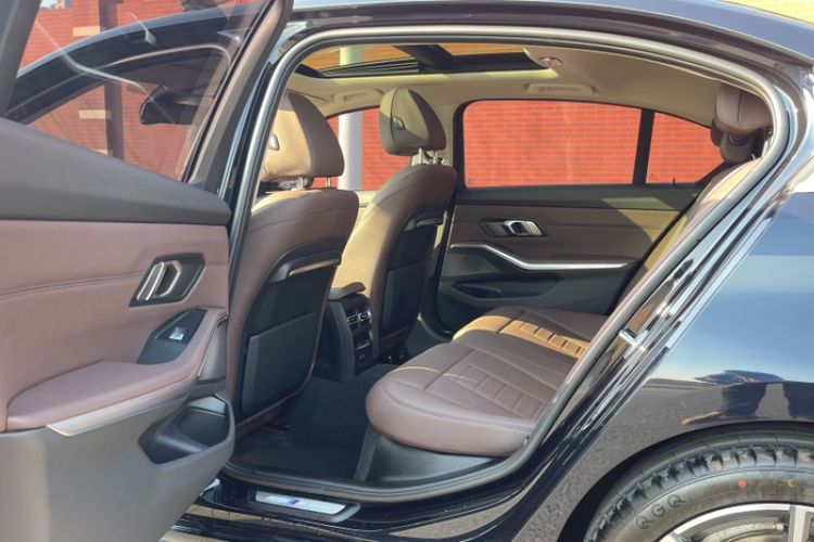 Used BMW 3 Series 2020 Restyled 325Li M Sport Package Interior 3