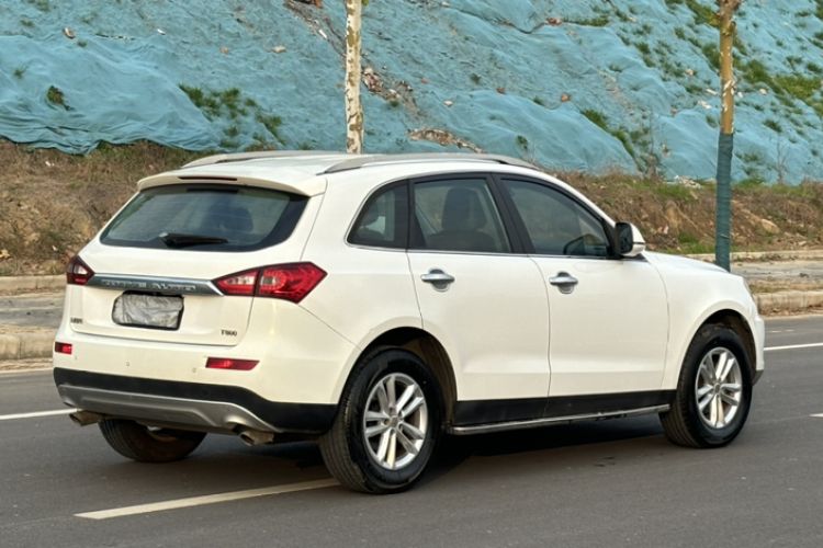 Used Zotye T600 2014 1.5T Manual Luxury Model
