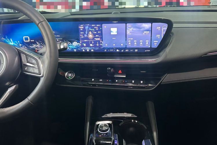 Used Buick Envision 2025 Encore Plus 28T Two-Wheel-Drive Platinum Edition