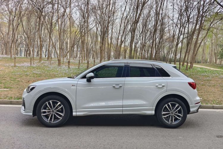 Used Audi Q3 2022 35 TFSI Progressive Dynamic Edition
