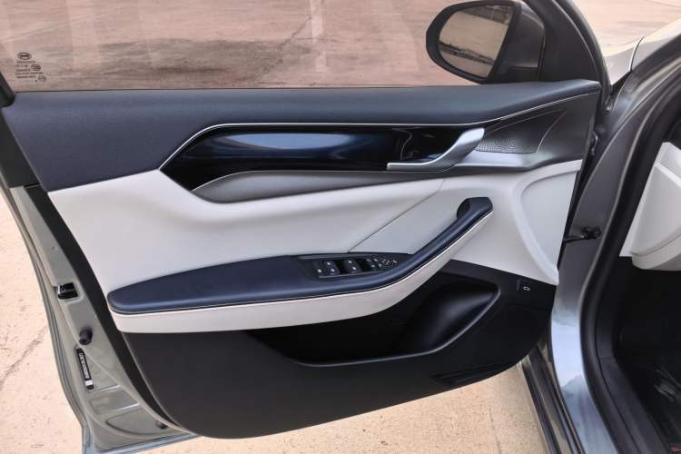 Used BYD Qin PLUS 2021 DM-i 55KM Flagship Model Interior 7