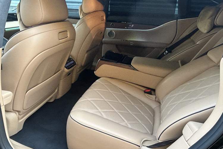 Used Hima Stelato S9 2025 Extended-Range Max Interior 3