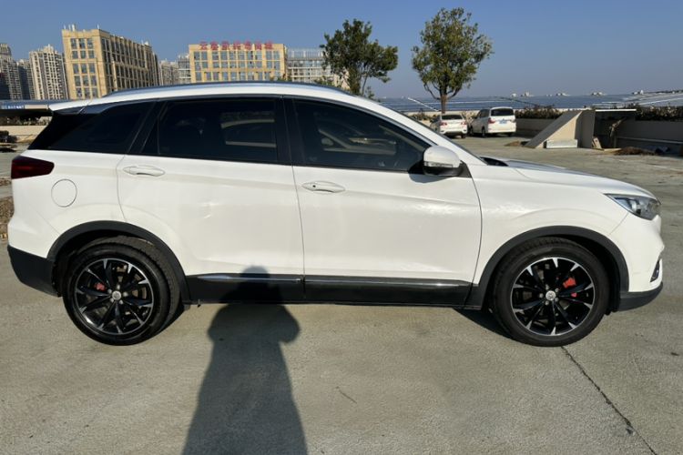 Used FAW Senya R9 2018 1.2T Automatic Prestige Smart Enjoyment Model
