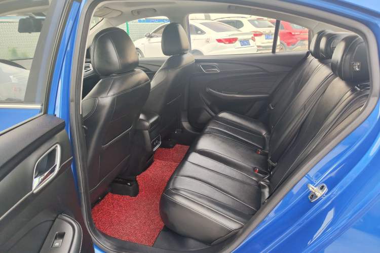 Used Roewe i5 2020 1.5L Automatic 4G Connect Luxury Flagship Edition