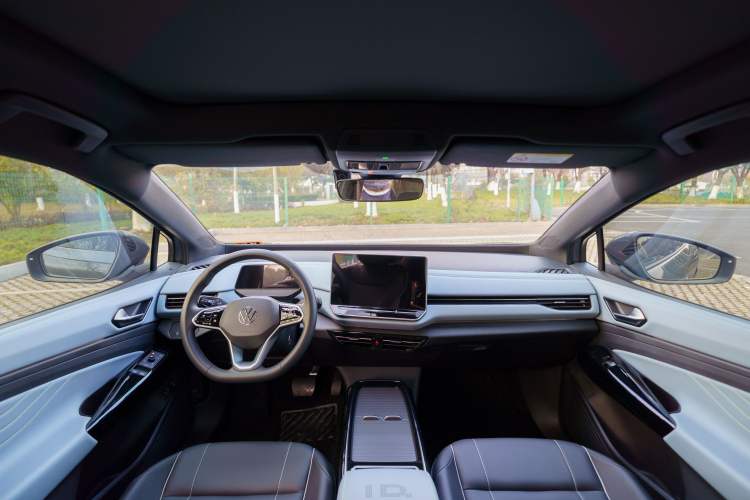 Used Volkswagen ID.4 X 2025 Smart Version Pure & Intelligent Enjoyment Edition
