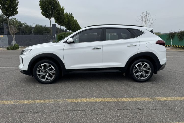 Used Hyundai Tucson 2020 280TGDi Two-Wheel-Drive GLS Fashion Edition China VI Standard