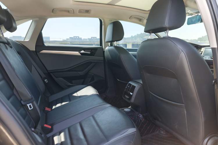 Used Volkswagen Sagitar 2020 200TSI DSG Comfort Version China VI Standard