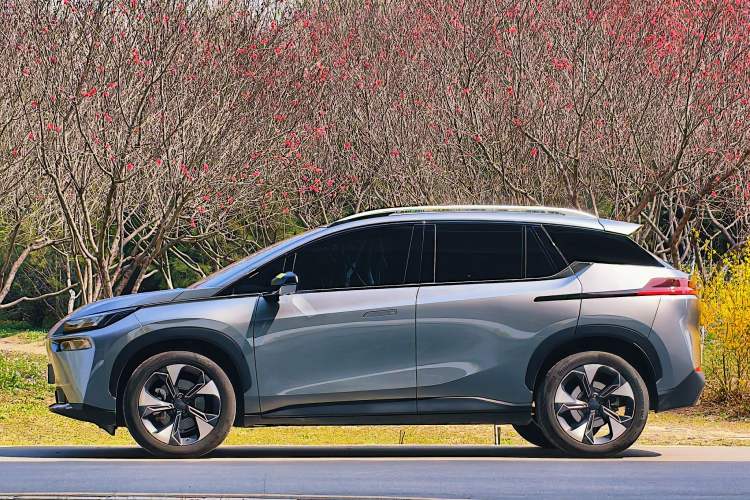 Used AION V 2022 Plus 80 Executive Edition Ternary Lithium
