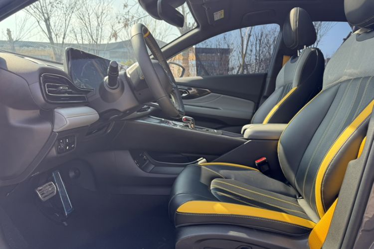 Used GAC Trumpchi EMPOW 2023 Shadow Leopard H Smart Hybrid Edition Interior 7