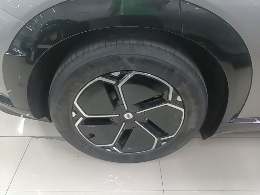 Xiaomi Auto YU7 2025 Ultra-Long Range Rear-Wheel Drive Version — снимка 18