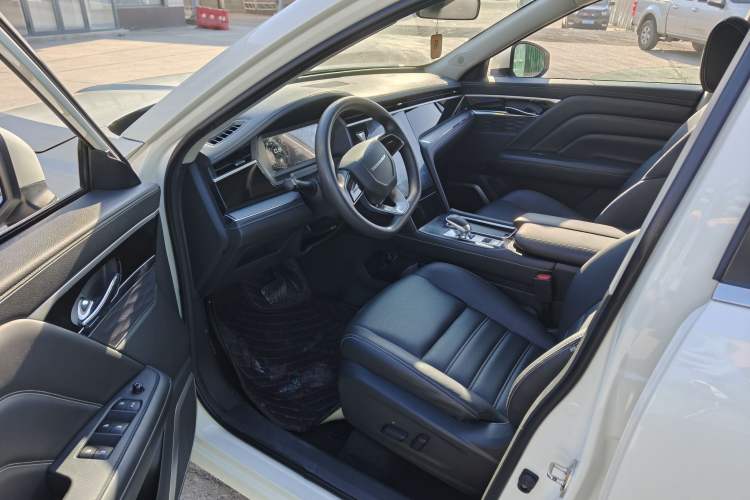 Used Venucia Star 2021 260T Automatic Star Edition