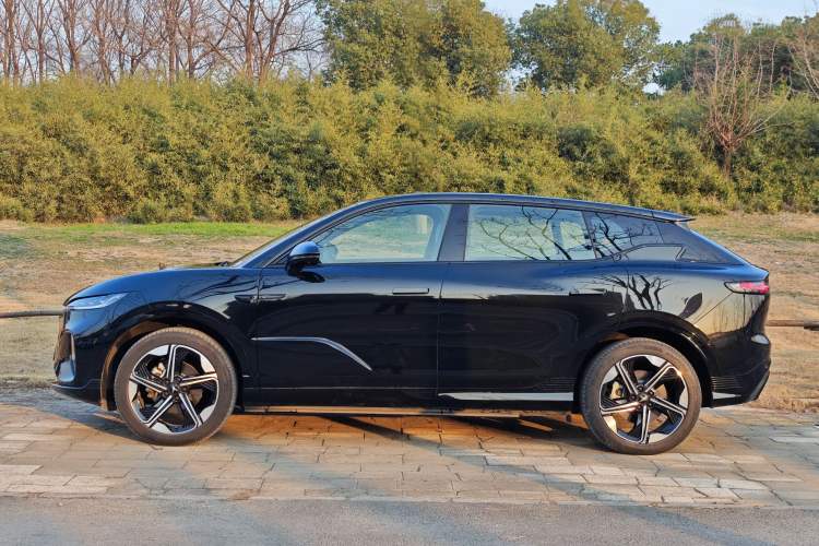 Used VOYAH COURAGE 2024 Long-Range Supercharge Edition
