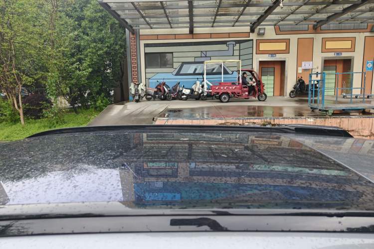 Used XPeng G9 2022 702 Max Roof