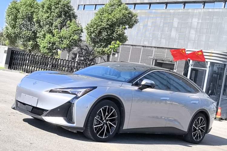 Used ARCFOX Alpha S5 2024 560MAX 185kW