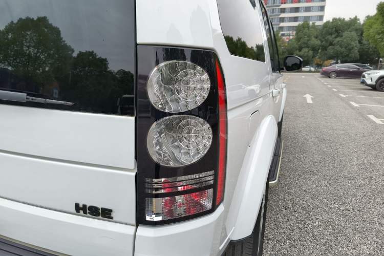 Used Land Rover Discovery 2014 3.0 SC V6 HSE
