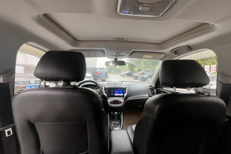 Used Changan CS35 2015 1.6L Automatic Luxury Model China V Standard
