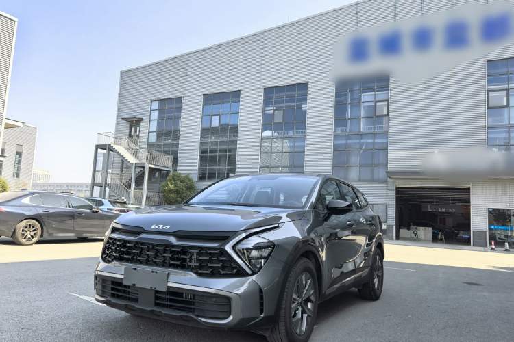 Used Kia Sportage (Chinese Domestic Model) 2025 2.0T Two-Wheel Drive Prestige Smart Edition