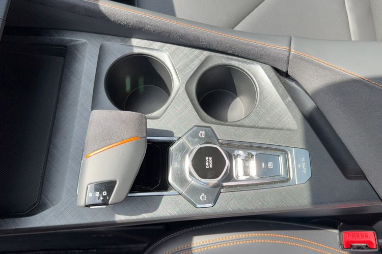 Used CHANGAN UNI-V 2022 1.5T Sport Edition Interior 3