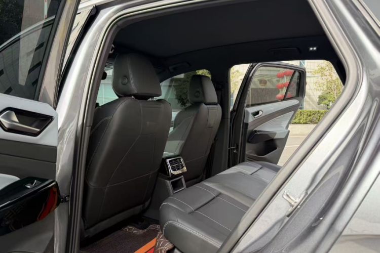 Used Volkswagen ID.4 X 2024 Pure & Smart Edition Interior 2