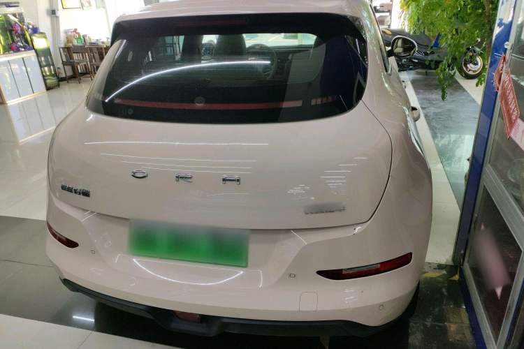 Used ORA Good Cat 2023 401 km Standard Range Luxury Version Lithium Iron Phosphate
