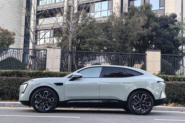 Used Avatr 11 2023 Ultra-Long Range Single-Motor Version 4 Seats
