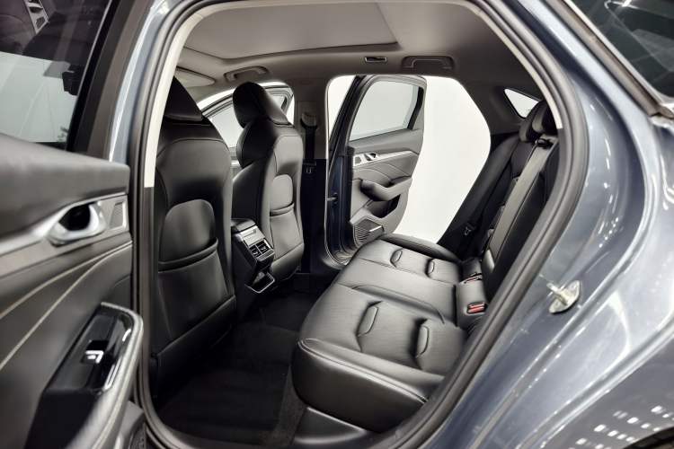 Used Geely Auto Preface 2021 2.0TD Luxury Version Interior 6