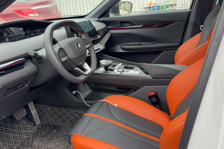 Used CHANGAN UNI-V 2024 1.5T Prestige Sport Edition Left Front Seat