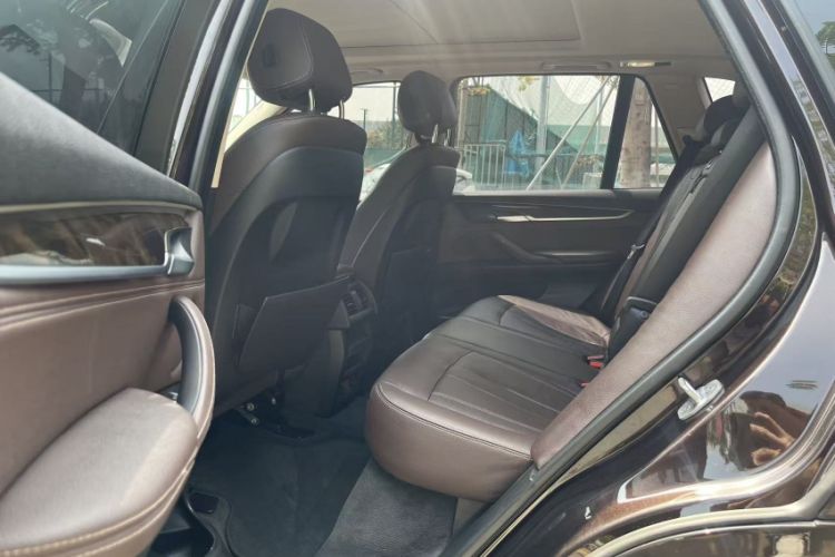 Used BMW X5 2017 xDrive28i
