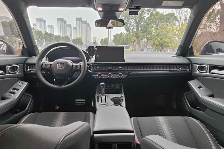 Used Honda Civic 2023 HATCHBACK 240TURBO CVT Extreme Edition
